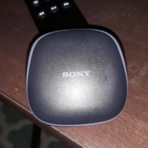 Sony wireless earphones WF-SP700N - Picture 1 of 3